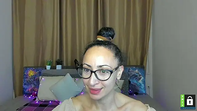 Arianasweety23 online show from 11.11.25