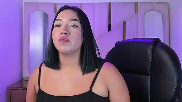 IsabellRodriguez18 online show from 05.14.26