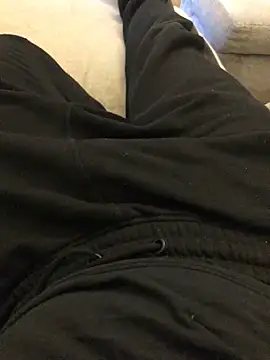 Snapshot of 22TT2295 chatting on 01.01.25 22TT2295 online show from 01.01.25