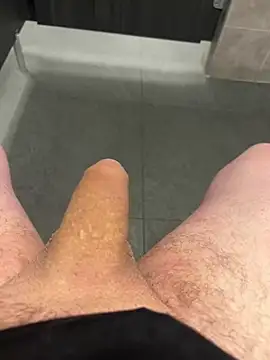 Snapshot of 22TT2295 chatting on 02.16.25 22TT2295 online show from 02.16.25