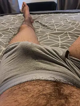 Snapshot of 22TT2295 chatting on 03.12.25 22TT2295 online show from 03.12.25