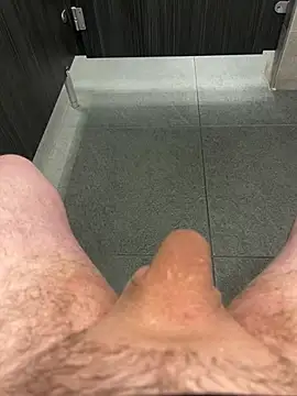 Snapshot of 22TT2295 chatting on 03.16.25 22TT2295 online show from 03.16.25