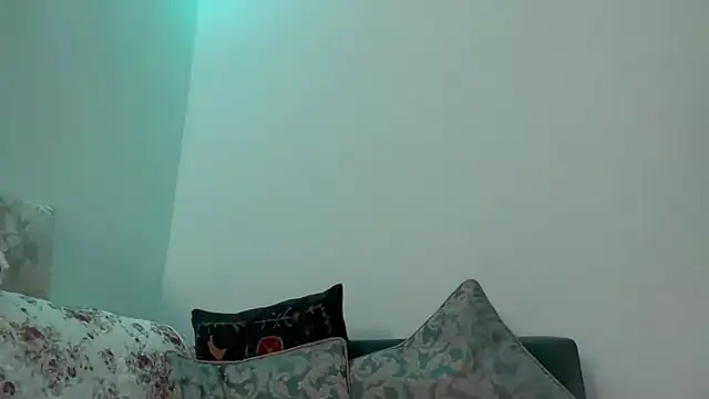 yunasuka online show from 02.11.25