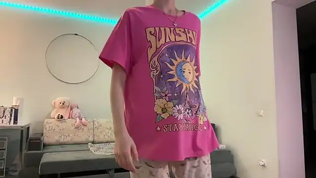 yunasuka online show from 02.20.25