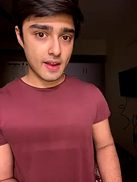 sunny49477 online show from 10.12.25