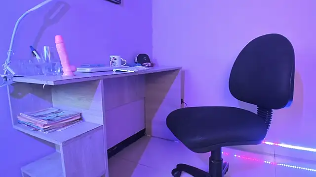 Samantha  cooper online show from 02.12.25