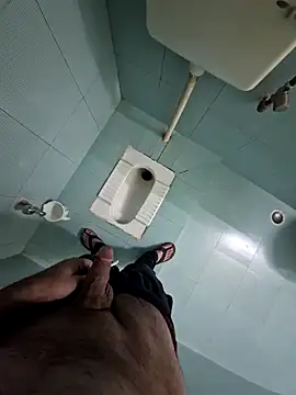 Snapshot of Freakyfun12 chatting on 01.14.25 Freakyfun12 online show from 01.14.25