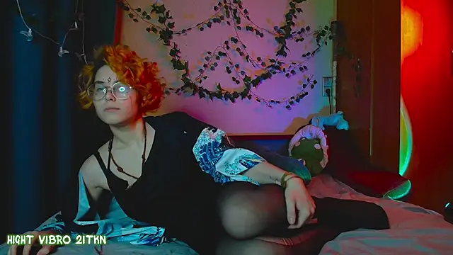 TrickyKitsune online show from 03.07.25