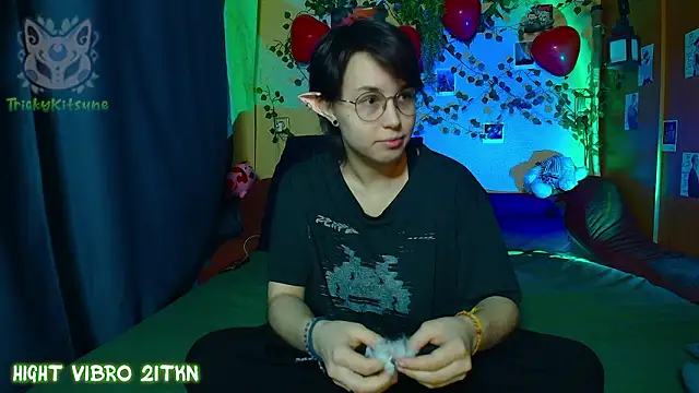 TrickyKitsune online show from 03.23.26