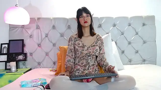 ravennocturne online show from 01.14.25