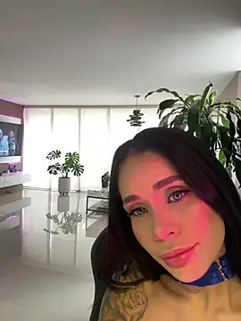 Karol Towers online show from 01.07.25