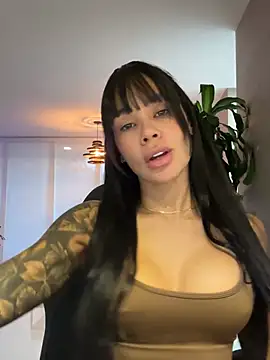 Karol Towers online show from 02.25.25