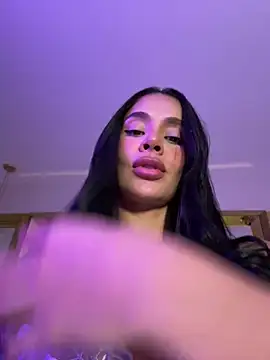 Karol Towers online show from 03.11.25