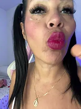 KarolRubi1 online show from 02.14.25