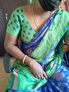 Snapshot of Tamil_roja69 chatting on 05.21.26 Tamil roja69 online show from 05.21.26