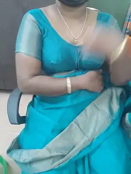 Snapshot of Tamil_roja69 chatting on 05.27.26 Tamil roja69 online show from 05.27.26
