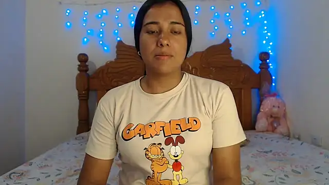 Snapshot of Coral0403 chatting on 02.05.25 Coral0403 online show from 02.05.25