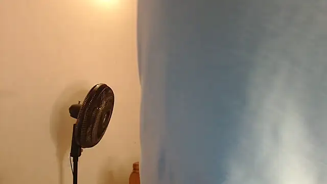 Snapshot of Coral0403 chatting on 02.11.25 Coral0403 online show from 02.11.25