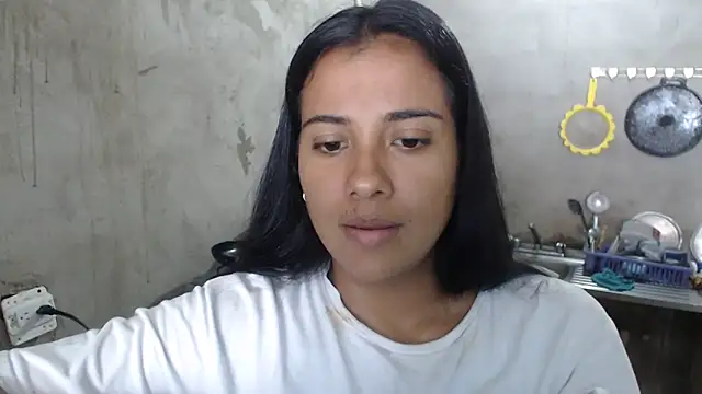 Snapshot of Coral0403 chatting on 02.23.25 Coral0403 online show from 02.23.25