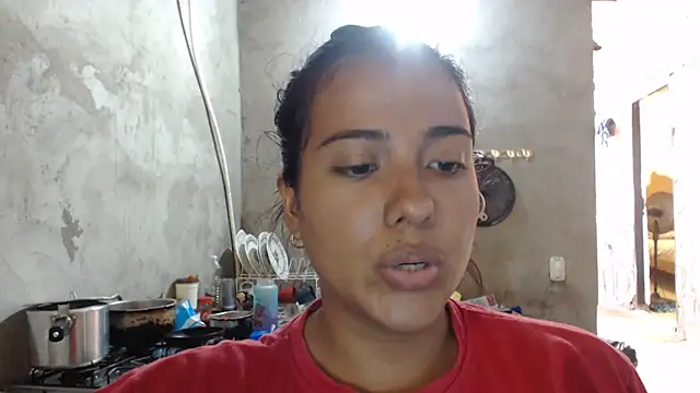 Snapshot of Coral0403 chatting on 02.24.25 Coral0403 online show from 02.24.25