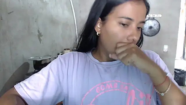 Snapshot of Coral0403 chatting on 03.02.25 Coral0403 online show from 03.02.25