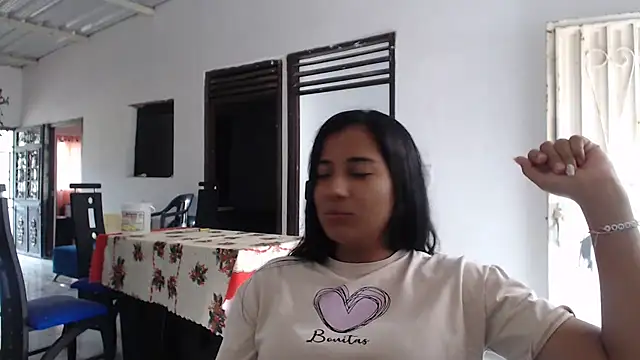 Snapshot of Coral0403 chatting on 03.07.25 Coral0403 online show from 03.07.25