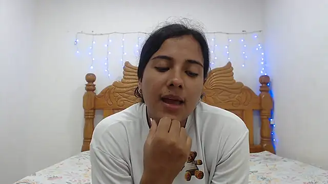 Snapshot of Coral0403 chatting on 03.15.25 Coral0403 online show from 03.15.25