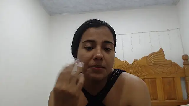 Snapshot of Coral0403 chatting on 03.15.25 Coral0403 online show from 03.15.25