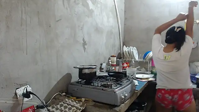 Snapshot of Coral0403 chatting on 03.16.25 Coral0403 online show from 03.16.25