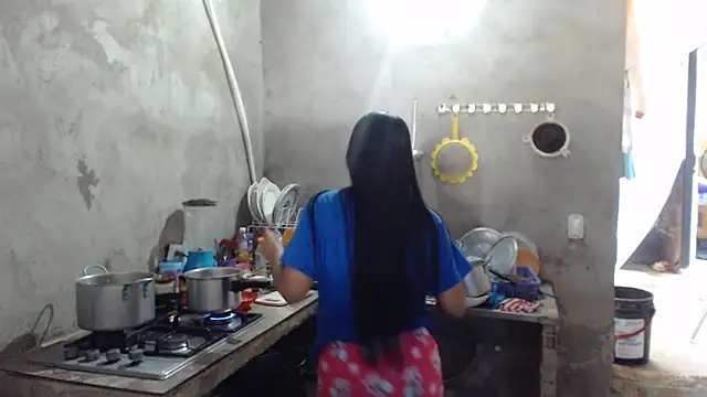 Snapshot of Coral0403 chatting on 10.05.25 Coral0403 online show from 10.05.25