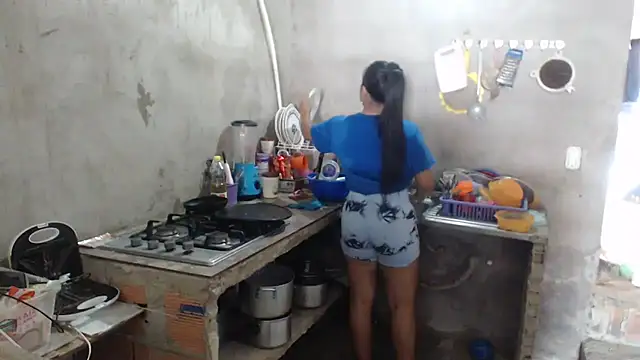 Snapshot of Coral0403 chatting on 10.16.25 Coral0403 online show from 10.16.25