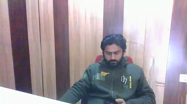 Snapshot of indihotguy chatting on 02.03.25 indihotguy online show from 02.03.25