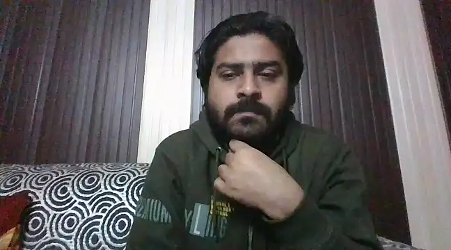 Snapshot of indihotguy chatting on 02.05.25 indihotguy online show from 02.05.25