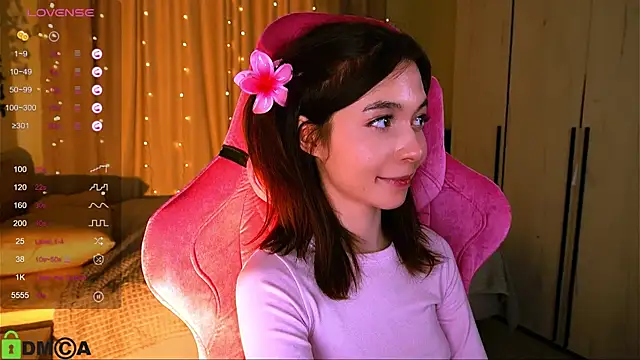 LittleOriana online show from 03.06.25