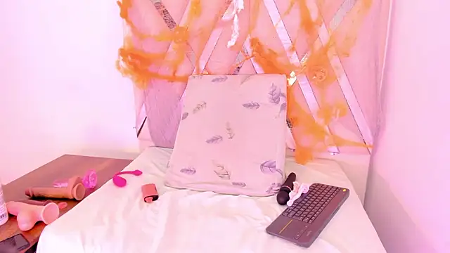 CATTLEYA BIANCHI145 online show from 10.11.25