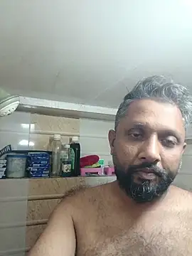 Snapshot of carria_homes chatting on 06.22.26 carria homes online show from 06.22.26