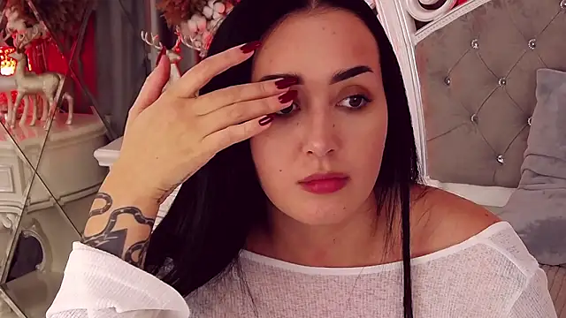 KimKhallifa online show from 02.23.25