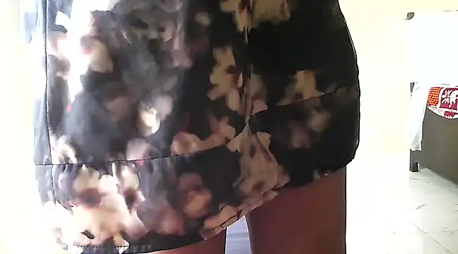 Snapshot of Naughty_Nayra chatting on 01.31.25 Naughty Nayra online show from 01.31.25