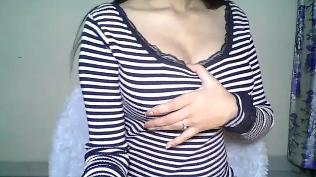 Snapshot of Naughty_Nayra chatting on 11.16.25 Naughty Nayra online show from 11.16.25