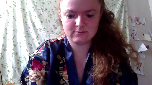 Snapshot of Rae_Jeannie chatting on 07.21.26 Rae Jeannie online show from 07.21.26