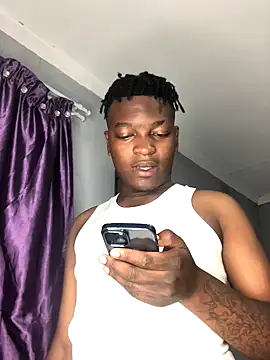 Redfucks333 online show from 10.21.25