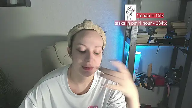 worship vika online show from 02.23.25