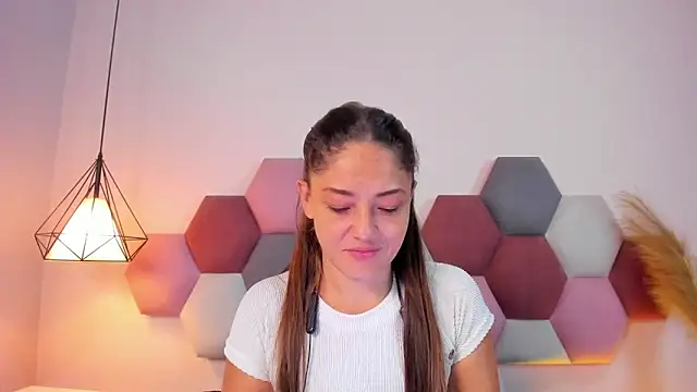 EloiseQuinn online show from 10.18.25