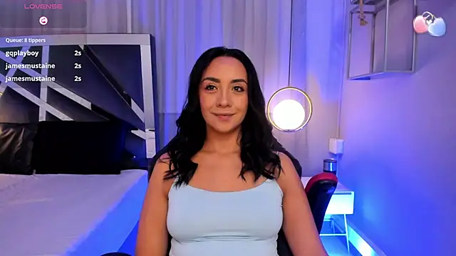 MAGIC AURORAA online show from 02.07.25