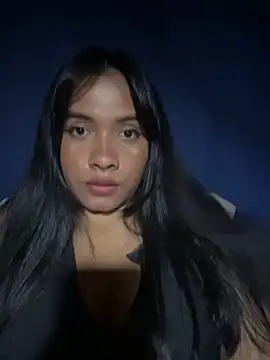 Snapshot of Ninabrunette18 chatting on 02.28.25 Ninabrunette18 online show from 02.28.25