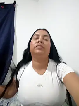 Brendabluee online show from 12.16.25