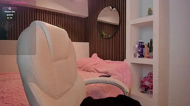 Camila dupont online show from 03.17.25