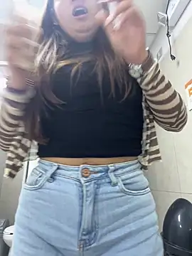 lunagonzales lima 2007 online show from 01.07.26