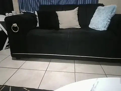 ThamiXX online show from 08.03.26