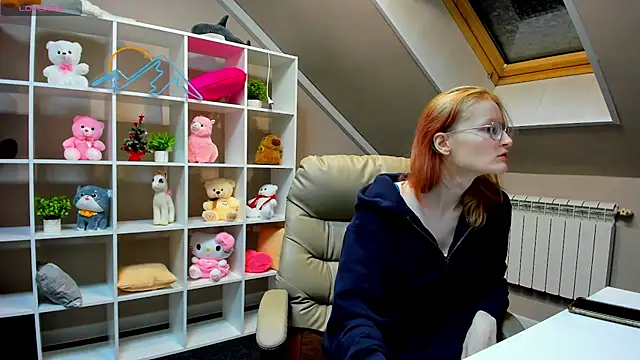 ElizabethHarpper online show from 01.03.25